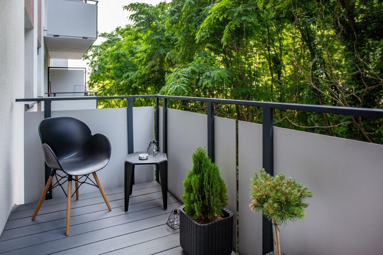 Apartments Parks Of Warsaw By Noclegi Renters Exterior photo